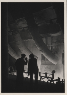 Śląsk. Chorz&oacute;w. U g&oacute;ry elektrycznego pieca karbidowego