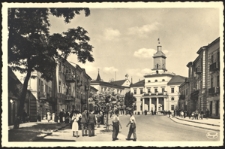 Lublin. Bahnhofstra&beta;e mit Magistratsgeb&auml;ude